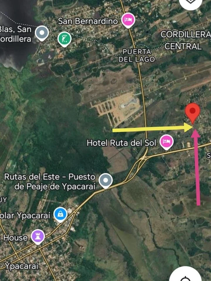 VENDO 4 TERRENOS JUNTOS  EN BUENA UBICACIÓN EN ESQUINA DE 15X30 C/U EN YPACARAÍ A 300 MTS DE LA RUTA ASUNCION – CAACUPE - Caacupé